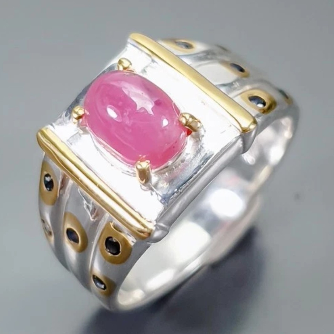 Elegant Silver And Gold Ring With Pink Stone 135$
